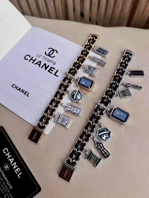 Chanel 26.1X20X7.65mm 022328